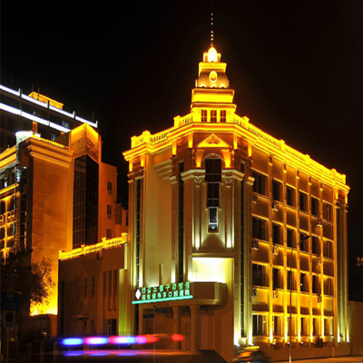 17.jpg 全面解析樓體亮化工程